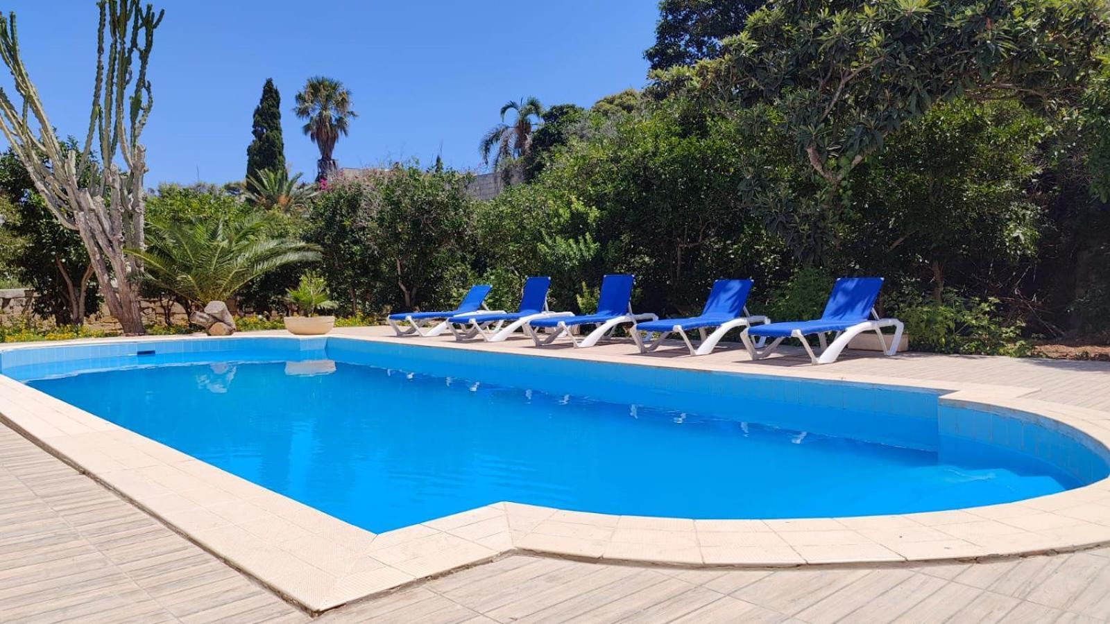 Stunning Villa With Pool, Table Tennis, Table Soccer And A Pool Table Нашшар Экстерьер фото